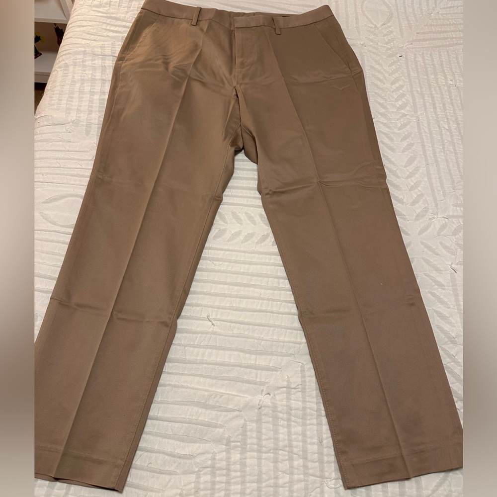Bonobos Khaki Trousers, Men’s 33 x 28, excellent condition.